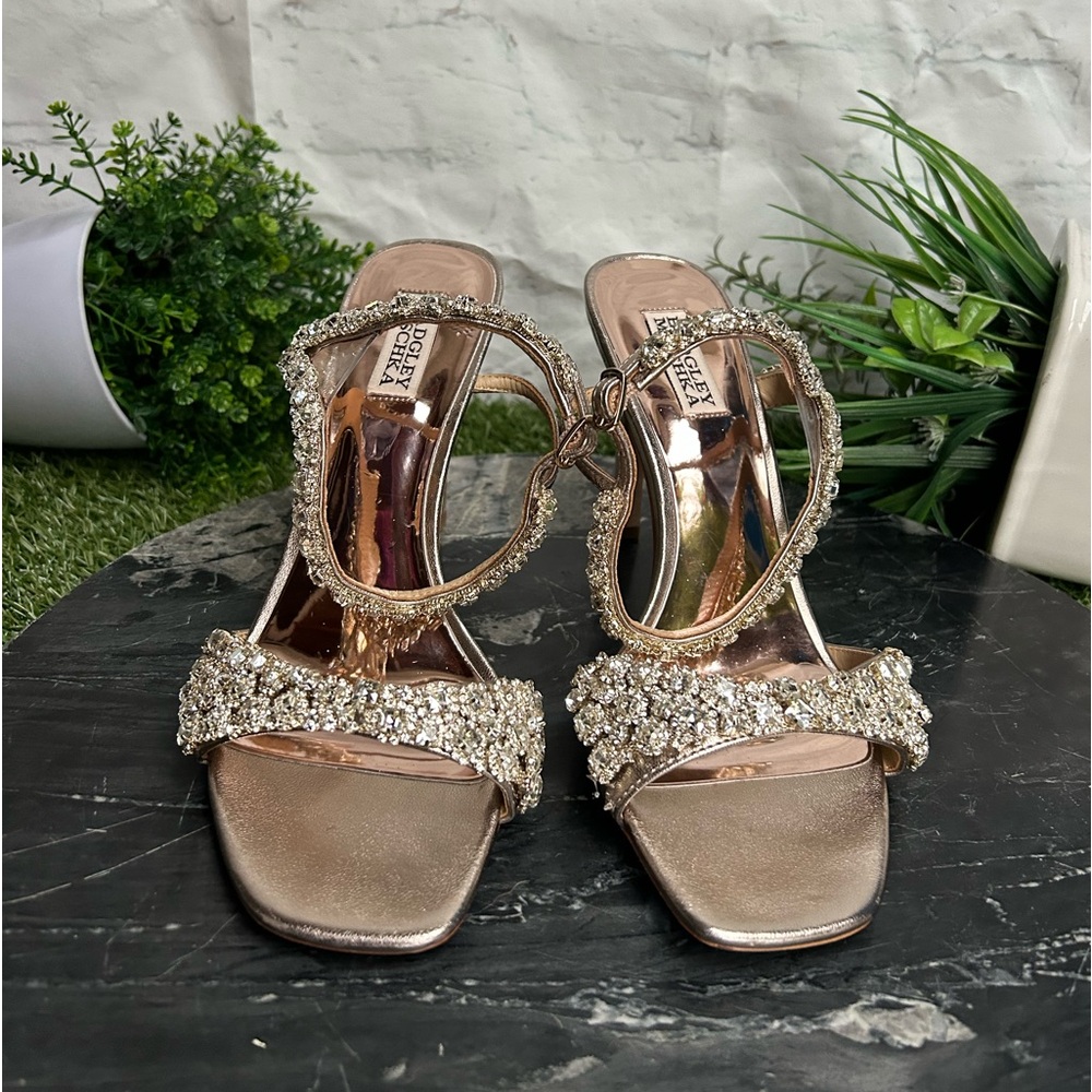 BADGLEY MISCHKA
Galia Crystal Ankle
Strap Evening Shoe size 9 new
CHAMPAGNE - Picture 7 of 17